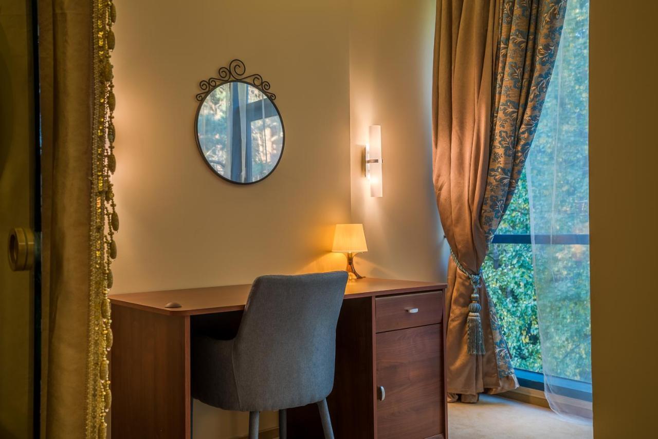 Baltazaras Aparthotel Vilnius Bagian luar foto