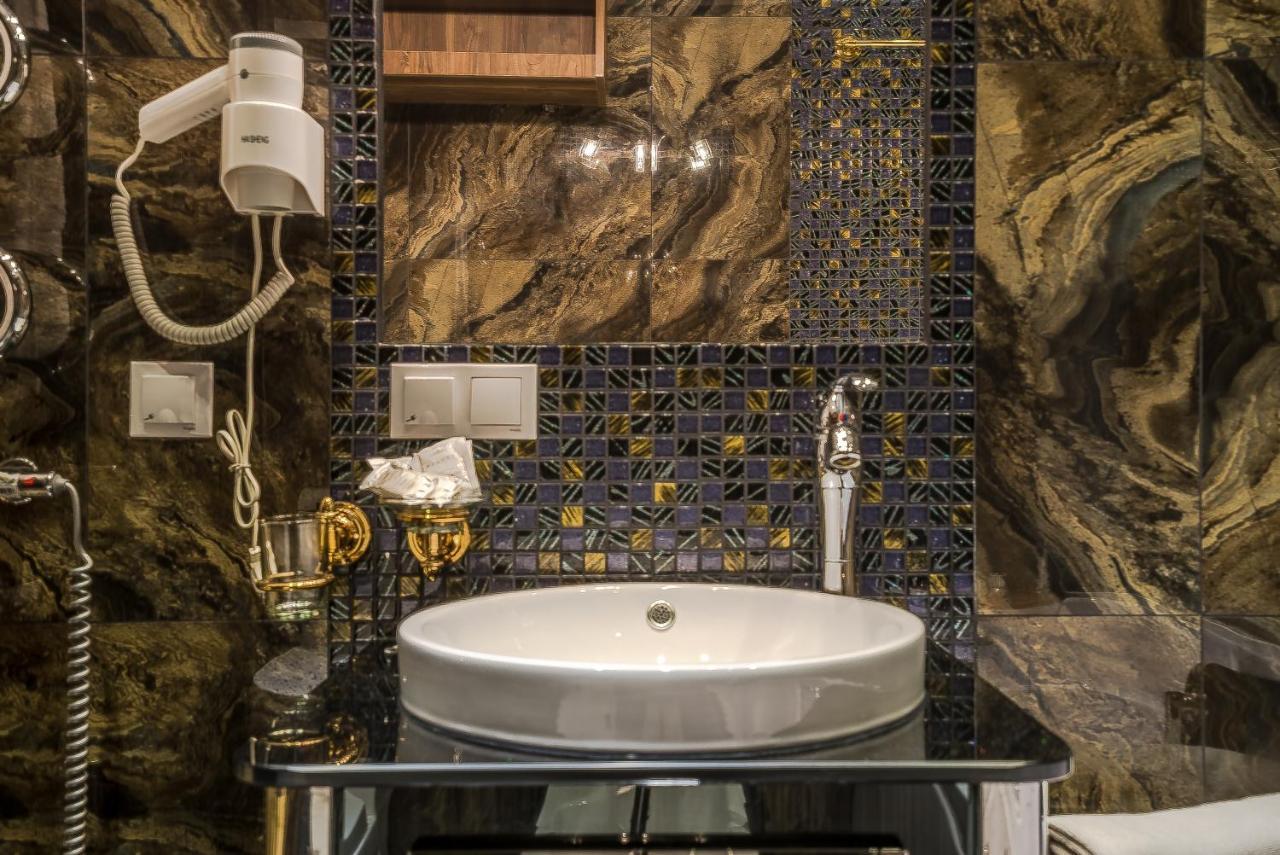 Baltazaras Aparthotel Vilnius Bagian luar foto